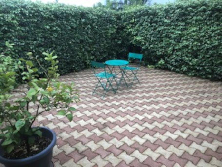 Maison Dans Une Propriete Avec Une Cour Corneilhan ภายนอก รูปภาพ